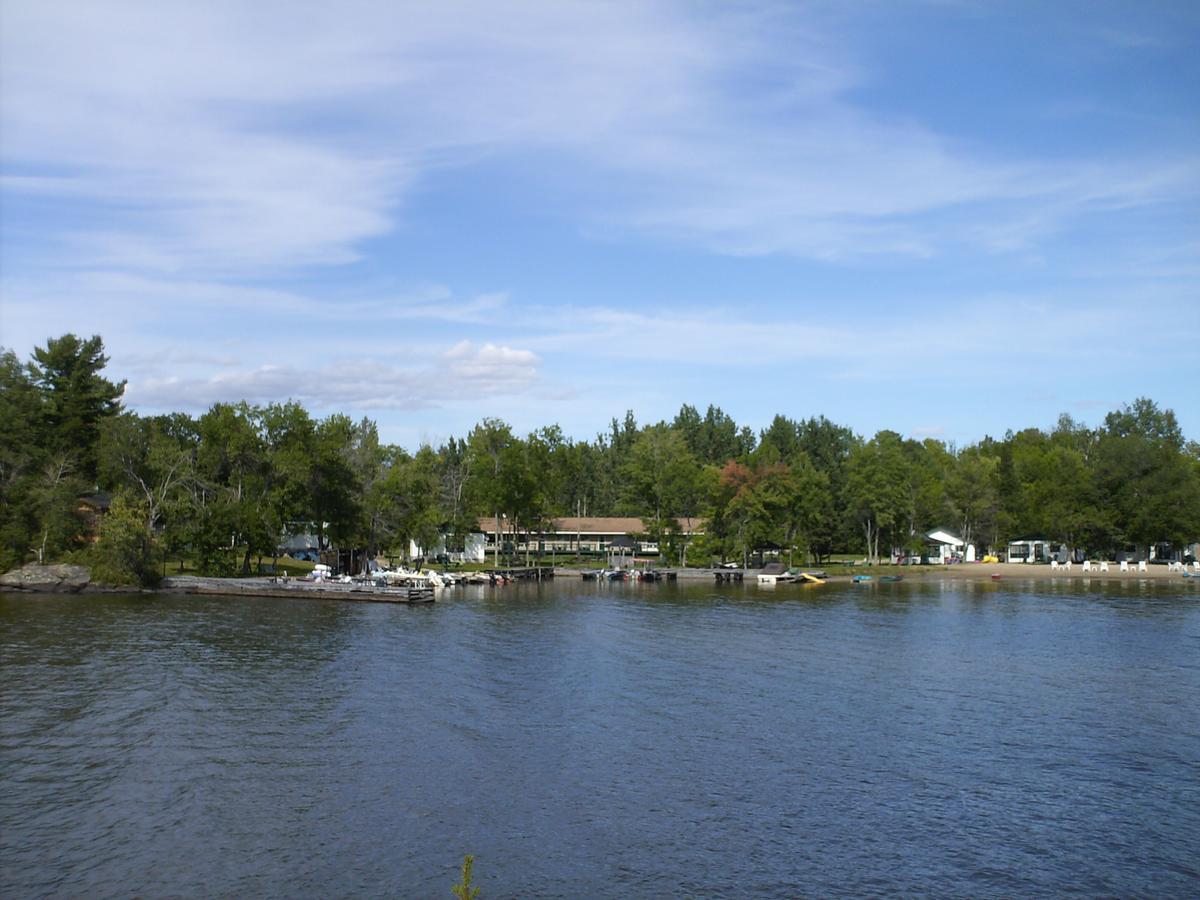 Chalkley'S Sandy Bay Cottage Resort Nipissing Beach Exterior foto